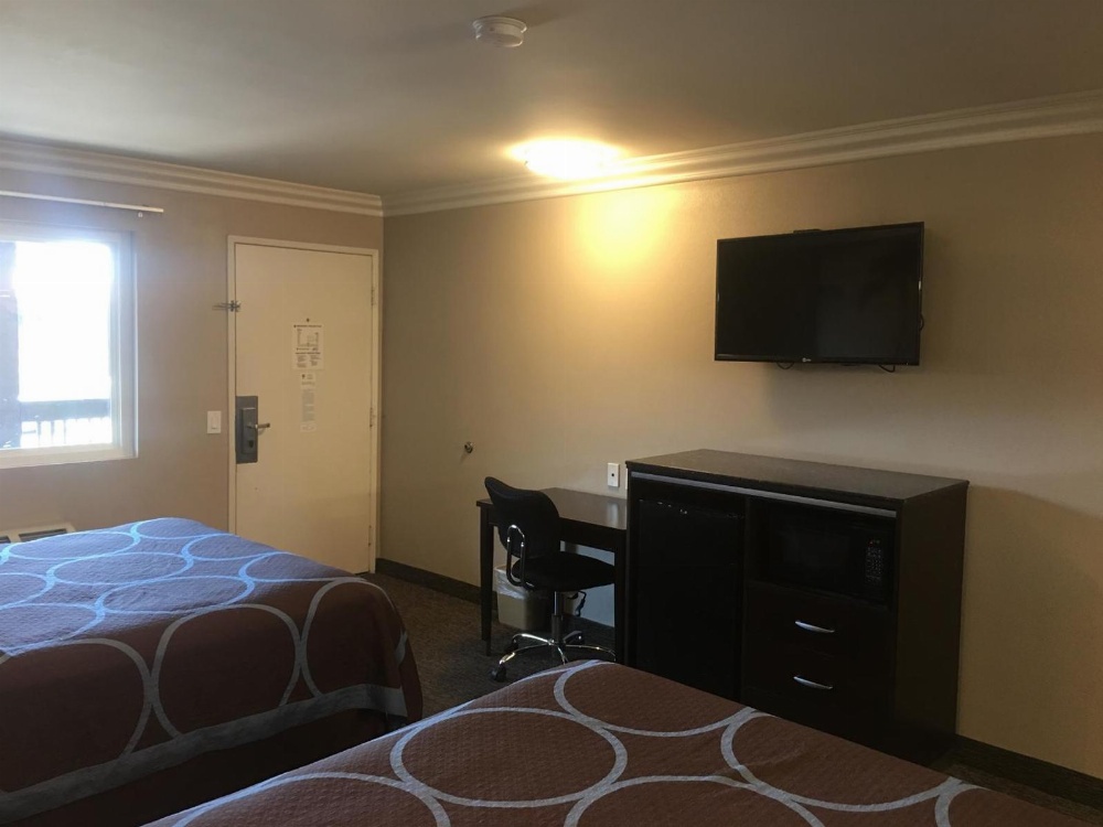 Hotel Seville - Ontario Airport/Chino Main image