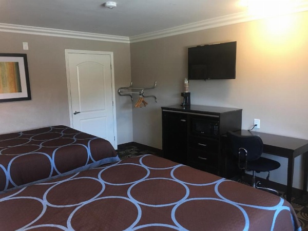 Hotel Seville - Ontario Airport/Chino image 33